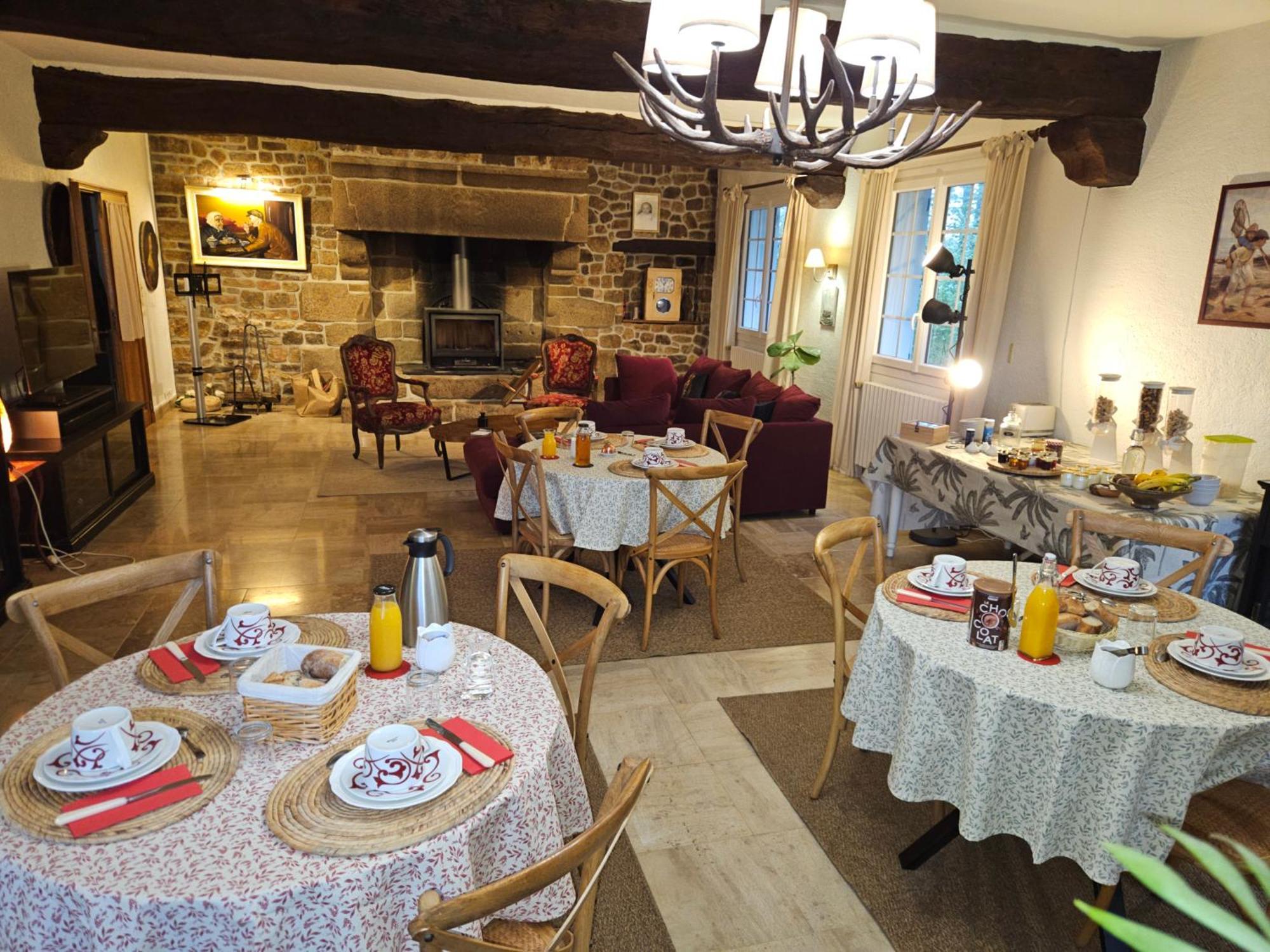 Bed And Breakfast Saultchevreuil, Au Mont Saint Michel Villedieu-les-Poëles Exteriör bild